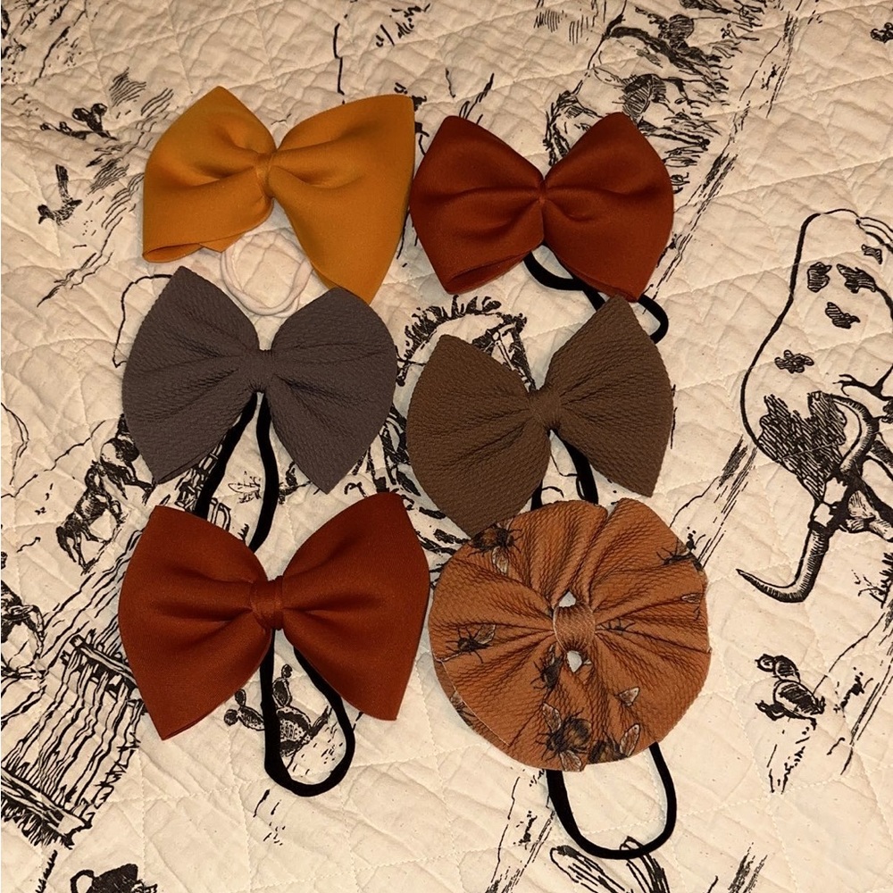 Bows on nylon baby/toddler